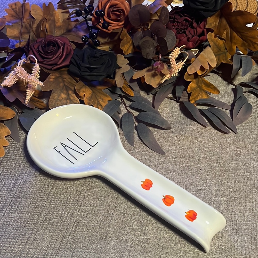 Rae Dunn Fall Spoon Rest pumpkins
